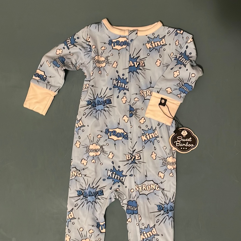 Sweet bamboo romper, brand new